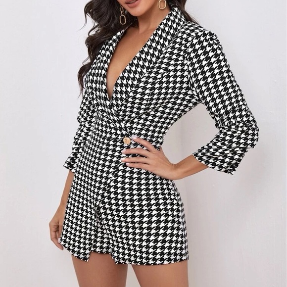 SHEIN Pants - Shawl collar skort houndstooth romper